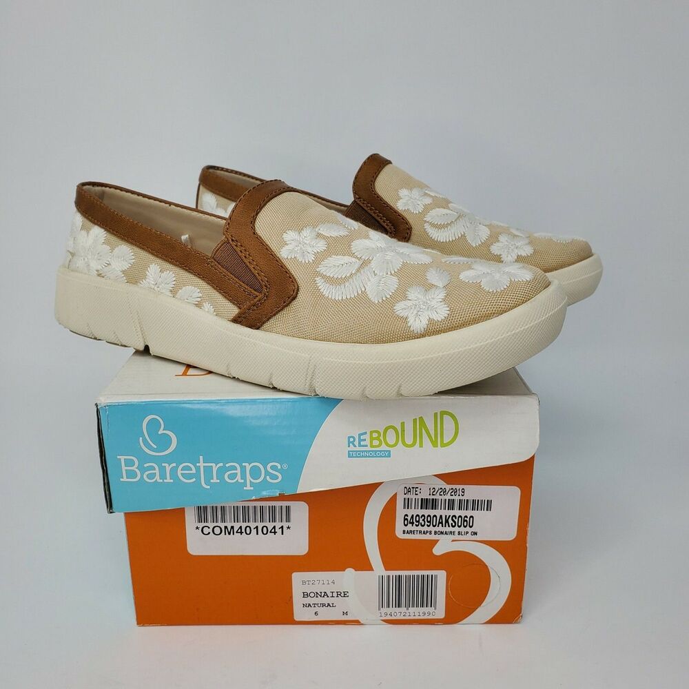 New Baretraps Womens Bonaire Slip On Sneakers Embroidered Floral Print Size 6